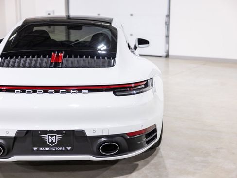 Used 2022 Porsche 911 Carrera image 13