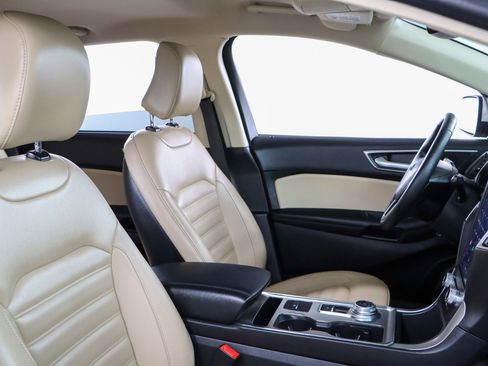 Used 2022 Ford Edge SEL w/ Convenience Package image 26