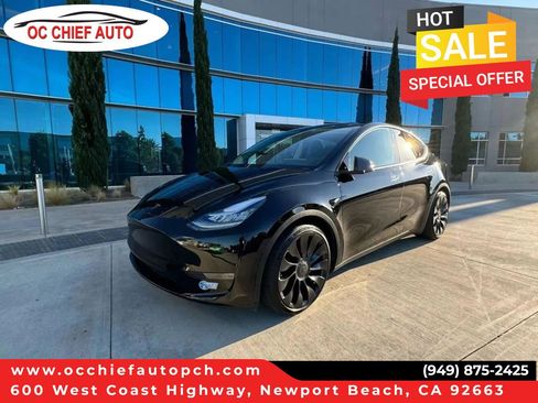 Used 2023 Tesla Model Y Performance AWD/4WD image 1