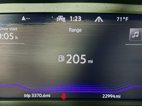 Used 2023 Volkswagen Taos SEL image 13