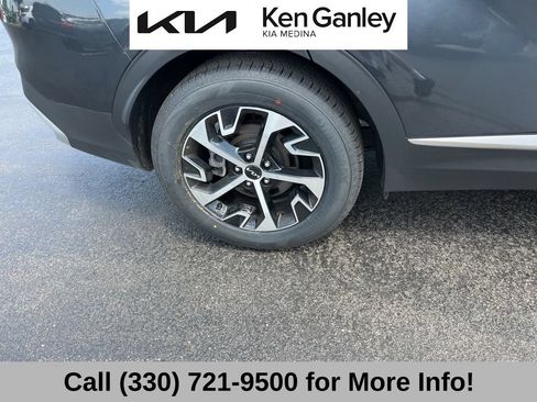 Used 2024 Kia Sportage EX FWD image 23