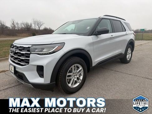 New 2026 Ford Explorer Active image 12