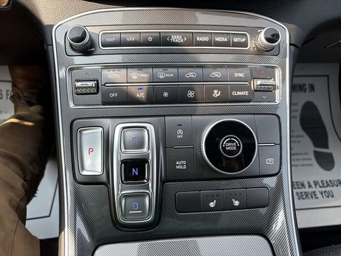Used 2023 Hyundai Santa Fe SEL image 26