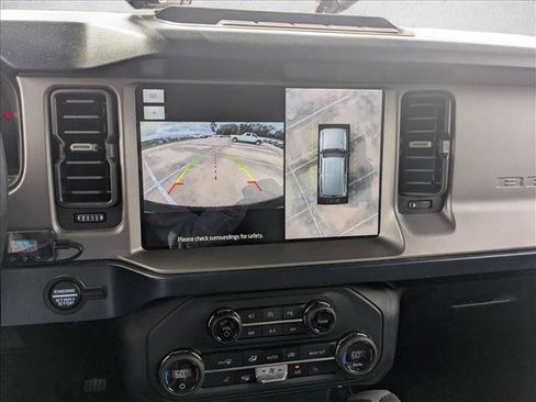 Used 2023 Ford Bronco Outer Banks w/ Sasquatch Package image 14