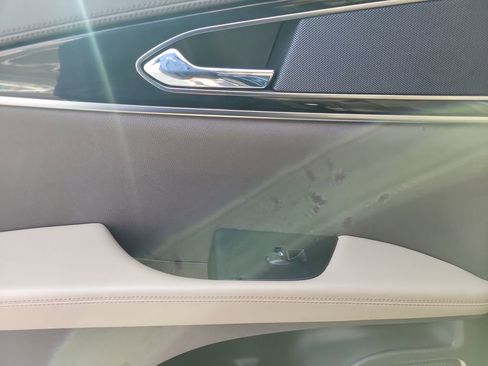 Used 2021 Lincoln Nautilus FWD w/ Equipment Group 101A image 7