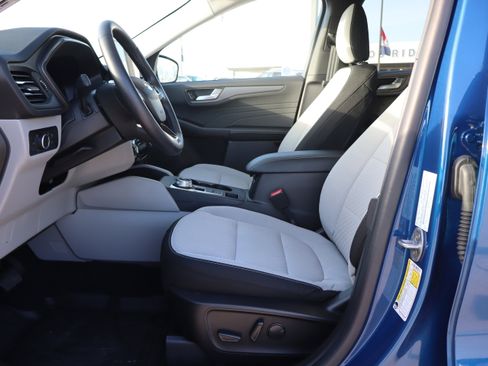 Used 2023 Ford Escape Active w/ Tech Pack #2 image 10