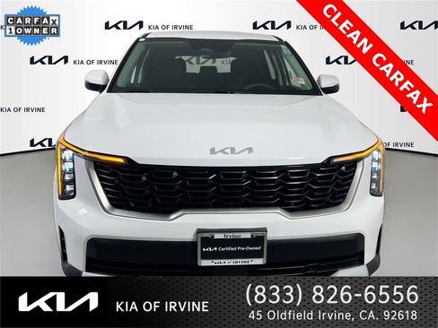 Certified 2024 Kia Sorento LX image 2