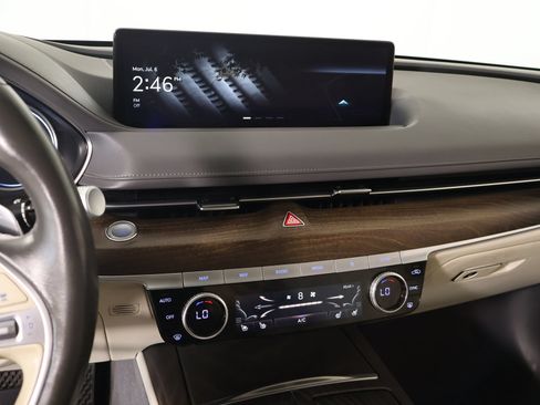 Used 2022 Genesis G80 2.5T w/ Advanced Package RWD image 5