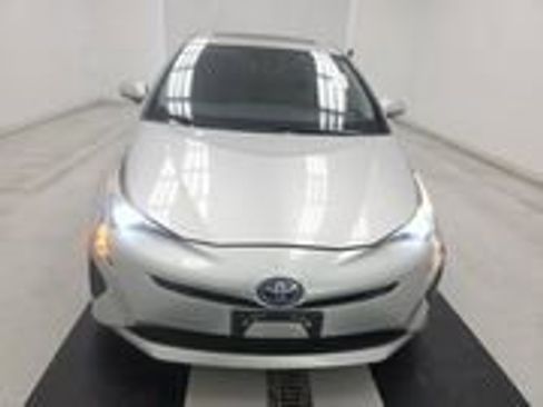 Used 2016 Toyota Prius Four w/ Advanced Technology Package image 28