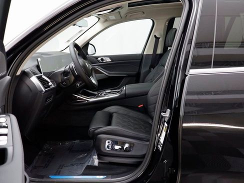 New 2026 BMW X7 xDrive40i w/ Premium Package AWD/4WD image 6