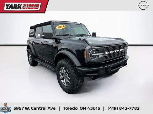 Used 2022 Ford Bronco Badlands AWD/4WD image 1