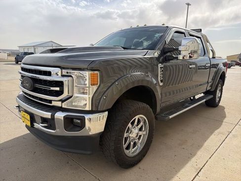 Used 2020 Ford F250 Lariat w/ Chrome Package AWD/4WD image 4