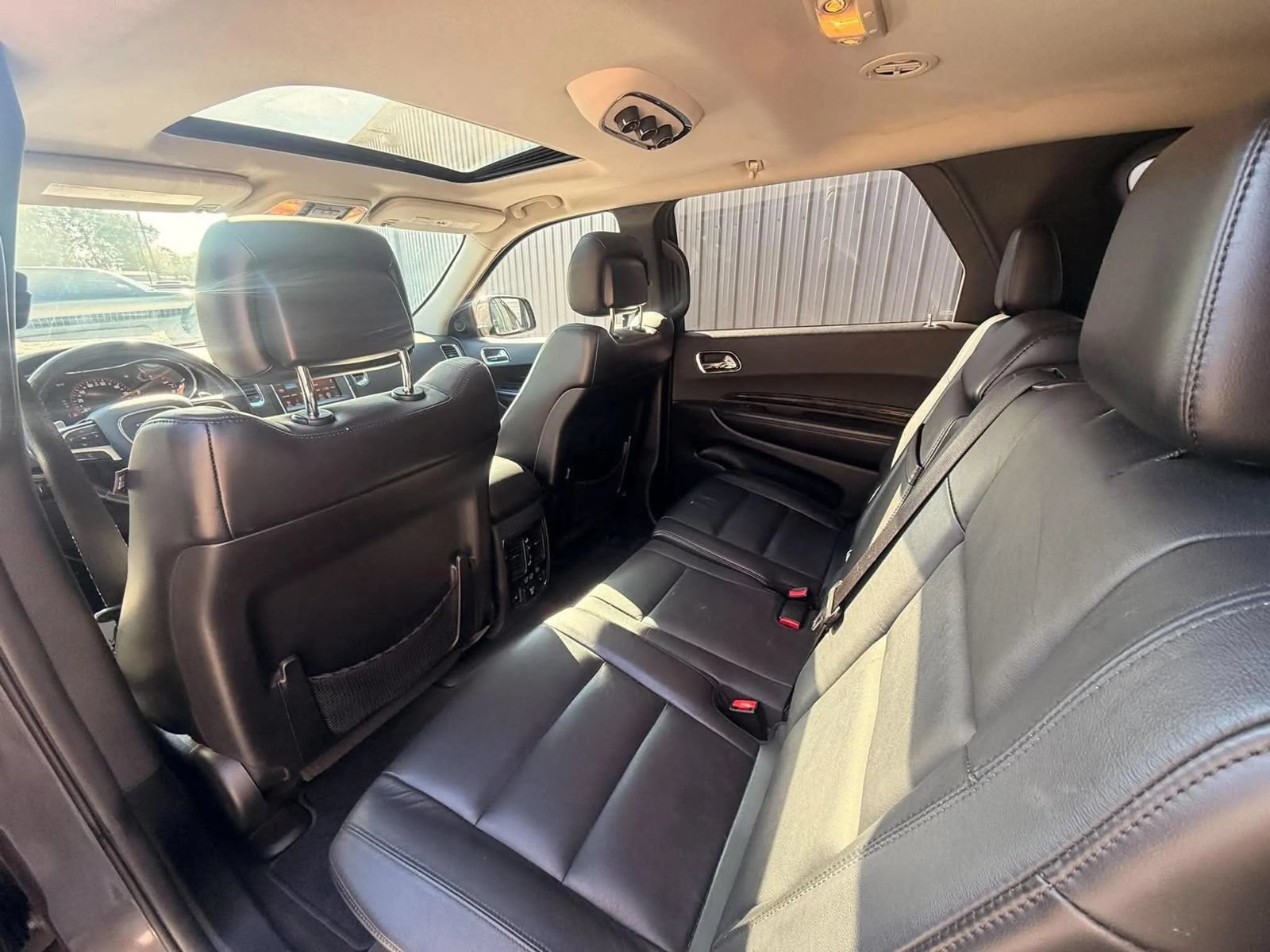 Used 2015 Dodge Durango Limited w/ Premium Group AWD/4WD image 17