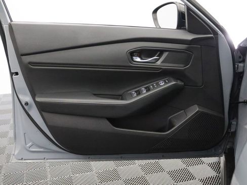 Used 2023 Honda Accord Sport image 10