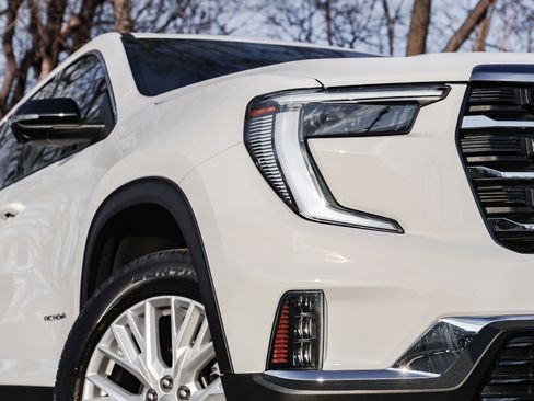 New 2026 GMC Acadia Elevation w/ Elevation Premium Package image 3