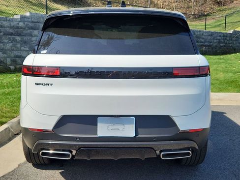New 2026 Land Rover Range Rover Sport SE AWD/4WD image 7
