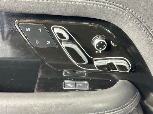 Used 2020 Land Rover Range Rover HSE image 35