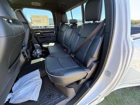 New 2026 RAM 3500 Laramie AWD/4WD image 10