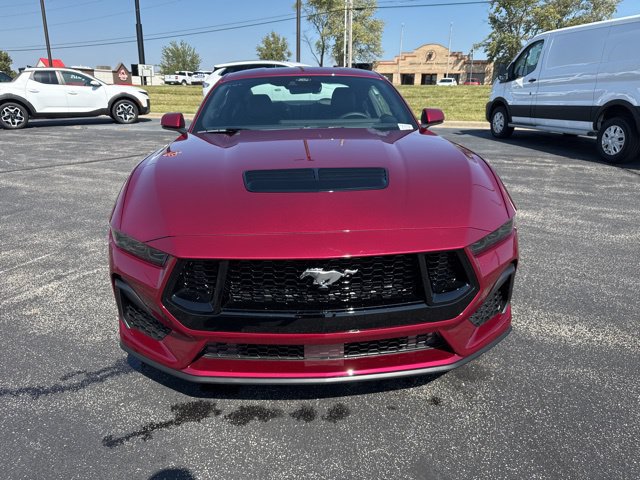 Used 2025 Ford Mustang GT Premium RWD image 8