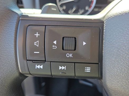 Certified 2025 Nissan Rogue S image 22