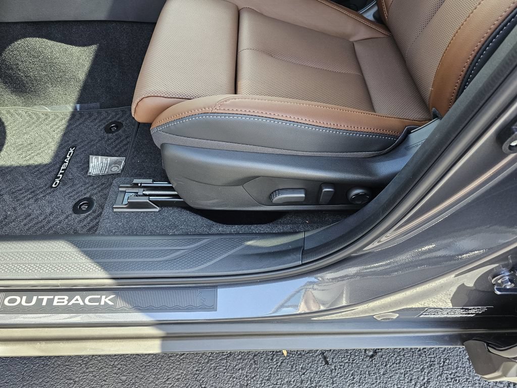 New 2026 Subaru Outback Touring AWD/4WD image 19