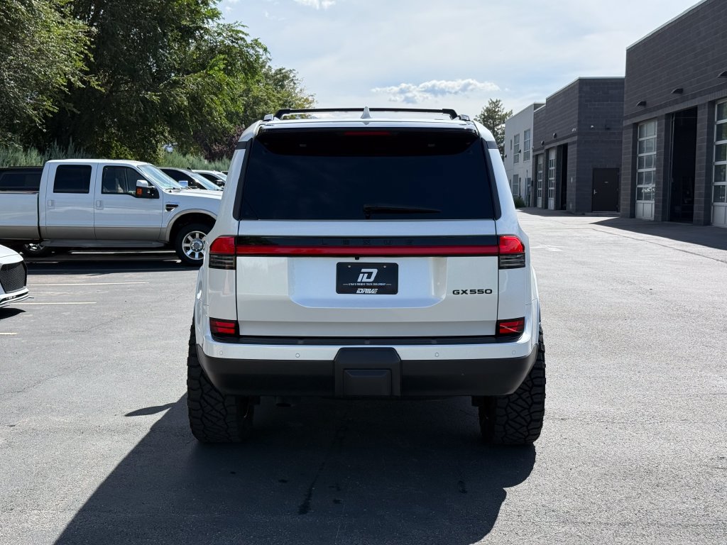 Used 2024 Lexus GX 550 w/ Cold Area Package AWD/4WD image 11