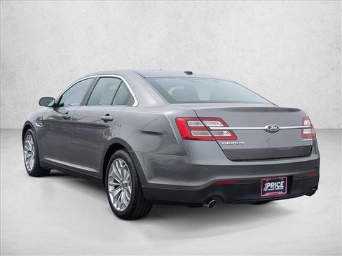 Used 2013 Ford Taurus Limited FWD image 8