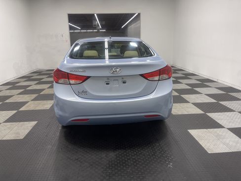 Used 2012 Hyundai Elantra GLS w/ Preferred Pkg 3 image 3