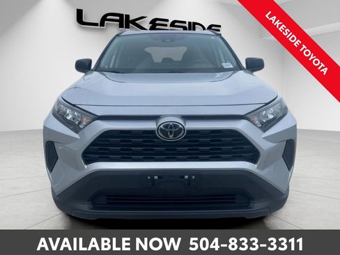 Used 2021 Toyota RAV4 LE image 9