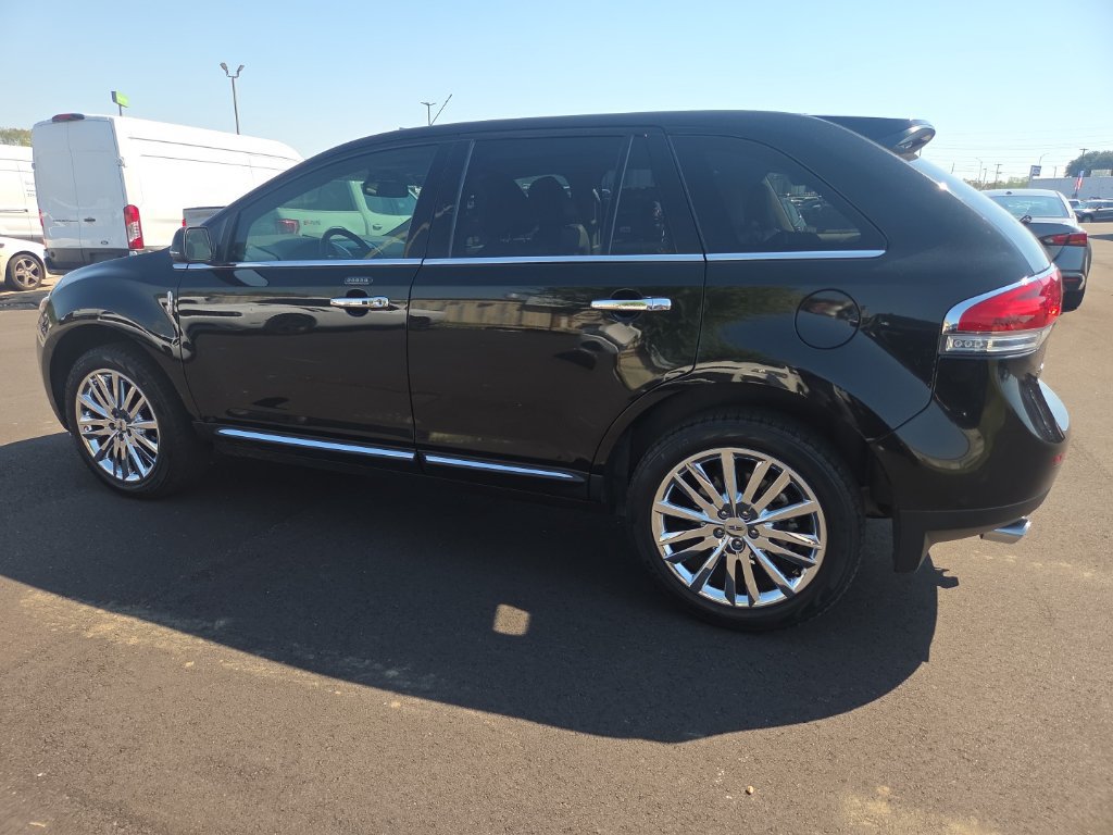 Used 2015 Lincoln MKX FWD w/ Equipment Group 102A image 6