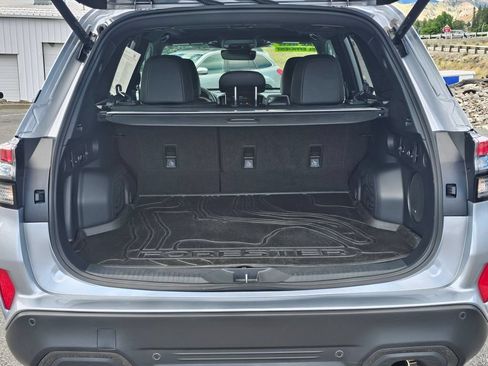 Used 2026 Subaru Forester Limited AWD/4WD image 21