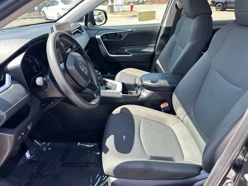 Used 2024 Toyota RAV4 LE image 29
