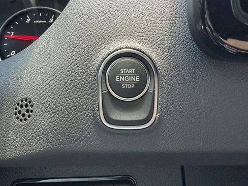 Certified 2025 Mercedes-Benz Sprinter 2500 image 17