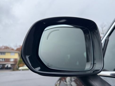 Used 2022 Volvo XC90 T5 Momentum w/ Climate Package image 9