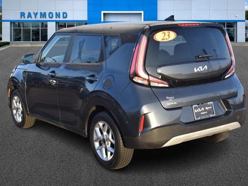 Certified 2023 Kia Soul LX w/ LX Technology Package image 5
