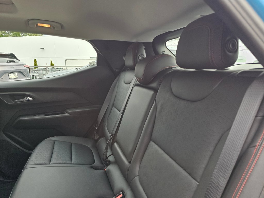 New 2027 Chevrolet Bolt RS w/ Technology Package FWD image 21
