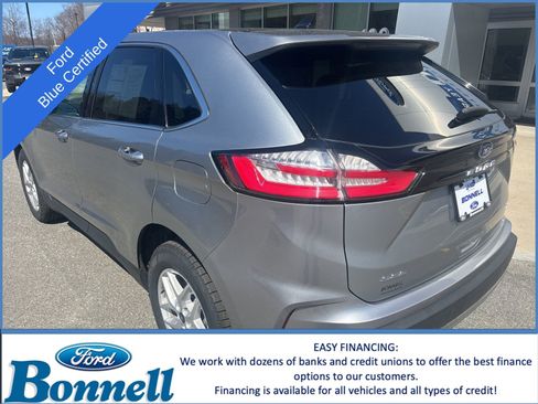 Certified 2022 Ford Edge SEL w/ Convenience Package AWD/4WD image 3