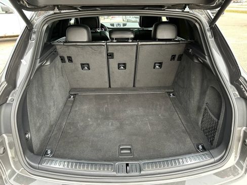 Used 2018 Porsche Macan S w/ Premium Package Plus image 23