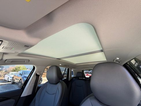 New 2026 Volkswagen Tiguan SE image 21