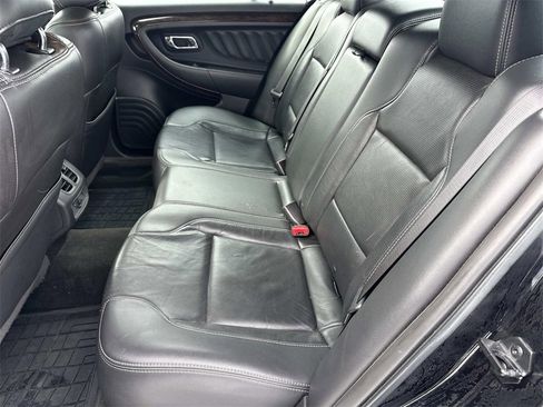 Used 2016 Ford Taurus Limited image 12