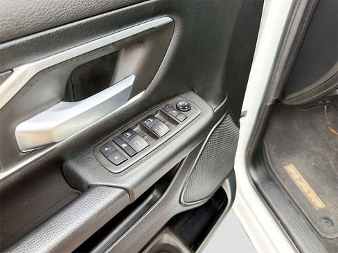Used 2021 RAM 1500 Big Horn image 19