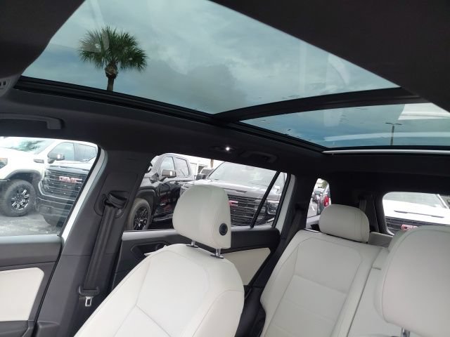 Used 2019 Volkswagen Tiguan SEL Premium R-Line FWD image 22