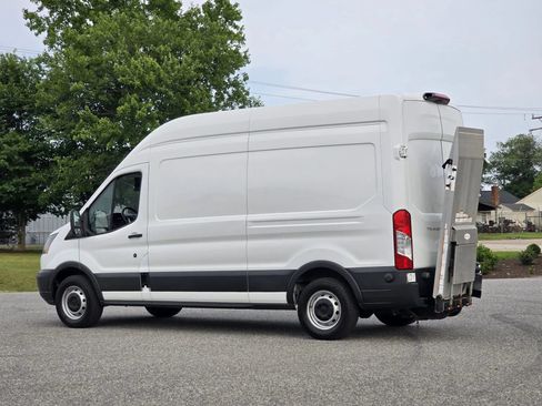 Used 2018 Ford Transit 250 148 High Roof RWD image 14