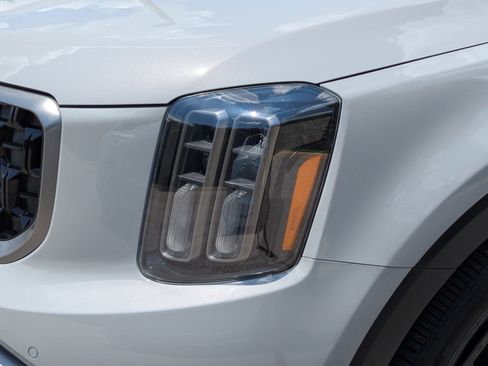 Used 2023 Kia Telluride SX Prestige X-Line AWD/4WD image 9