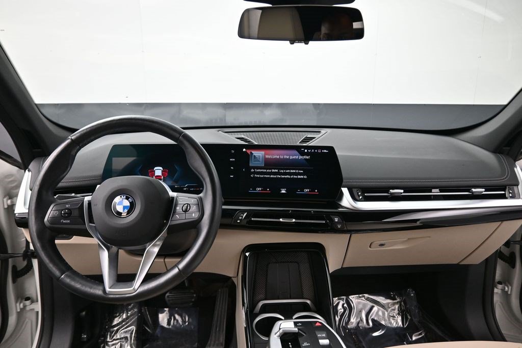 Used 2023 BMW X1 xDrive28i w/ Convenience Package AWD/4WD image 12