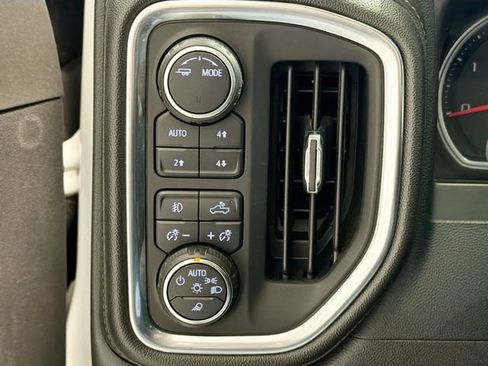 Used 2022 Chevrolet Silverado 3500 High Country image 10