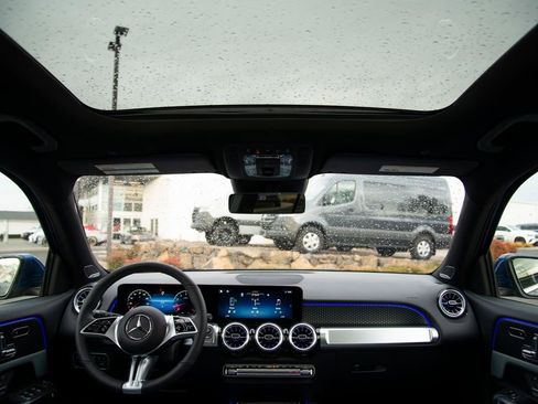 New 2026 Mercedes-Benz GLB 250 GLB 250 image 16