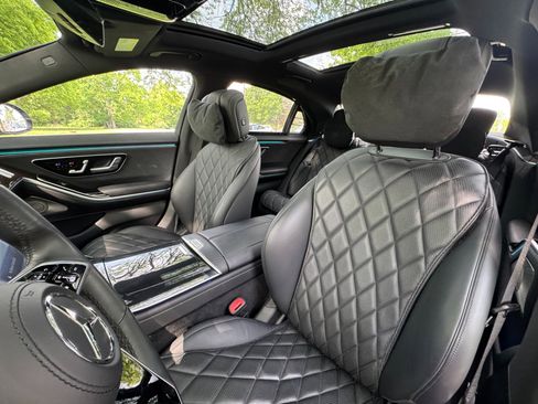 Used 2023 Mercedes-Benz S 580 4MATIC Sedan image 10