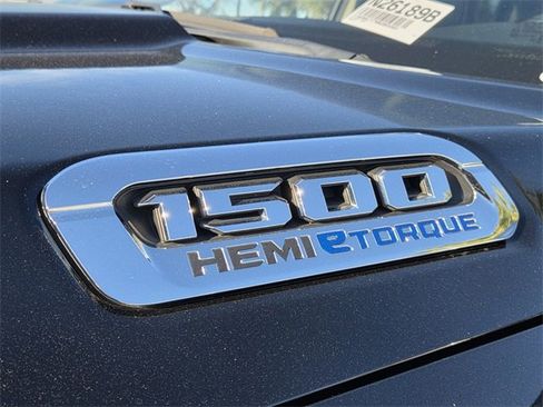 Certified 2022 RAM 1500 Laramie image 12