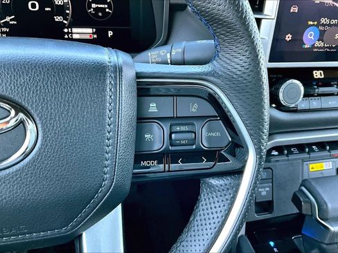 Used 2023 Toyota Tundra Platinum image 25